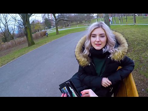 ❤️ Swallows sperma e nxehtë e një të huaji për para - blowjob në park nga Eva Elfie Video porno në sq.yourxxxvideos.ru ☑